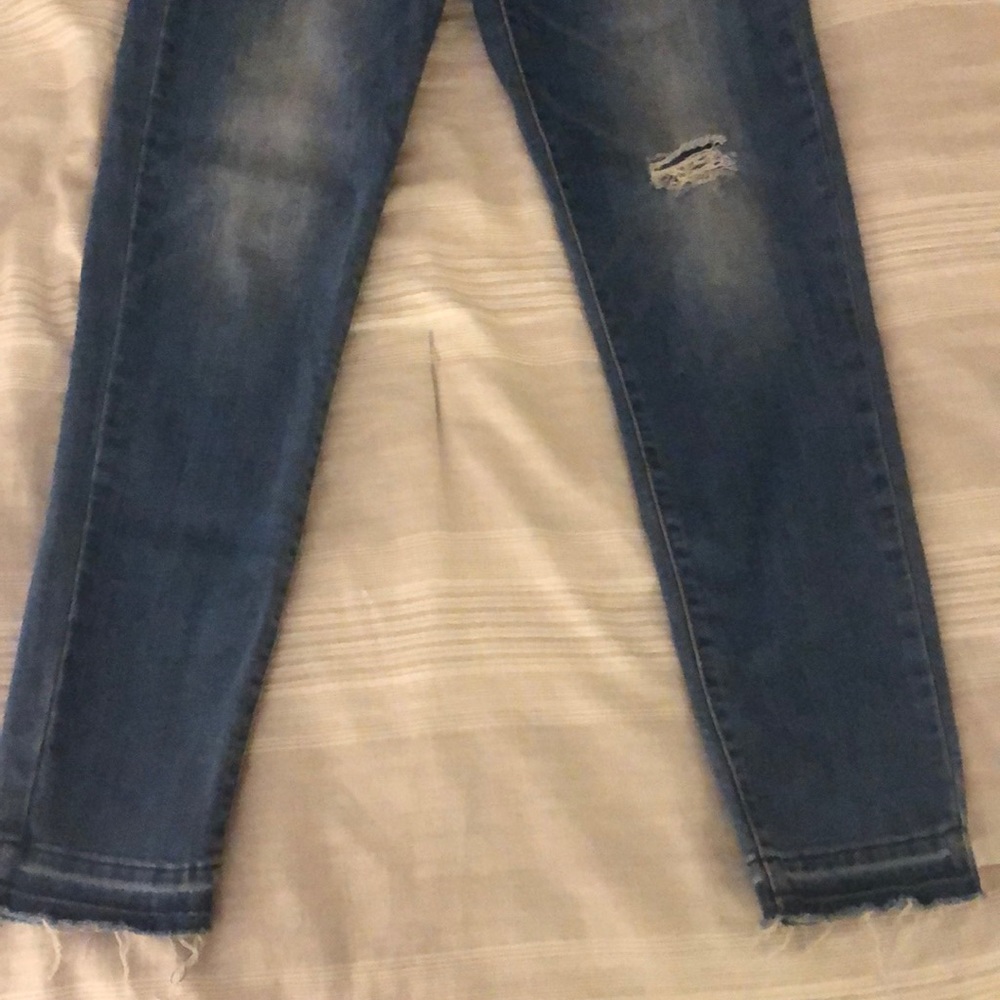 Levi’s 721 High Rise Skinny - Picture 2 of 6